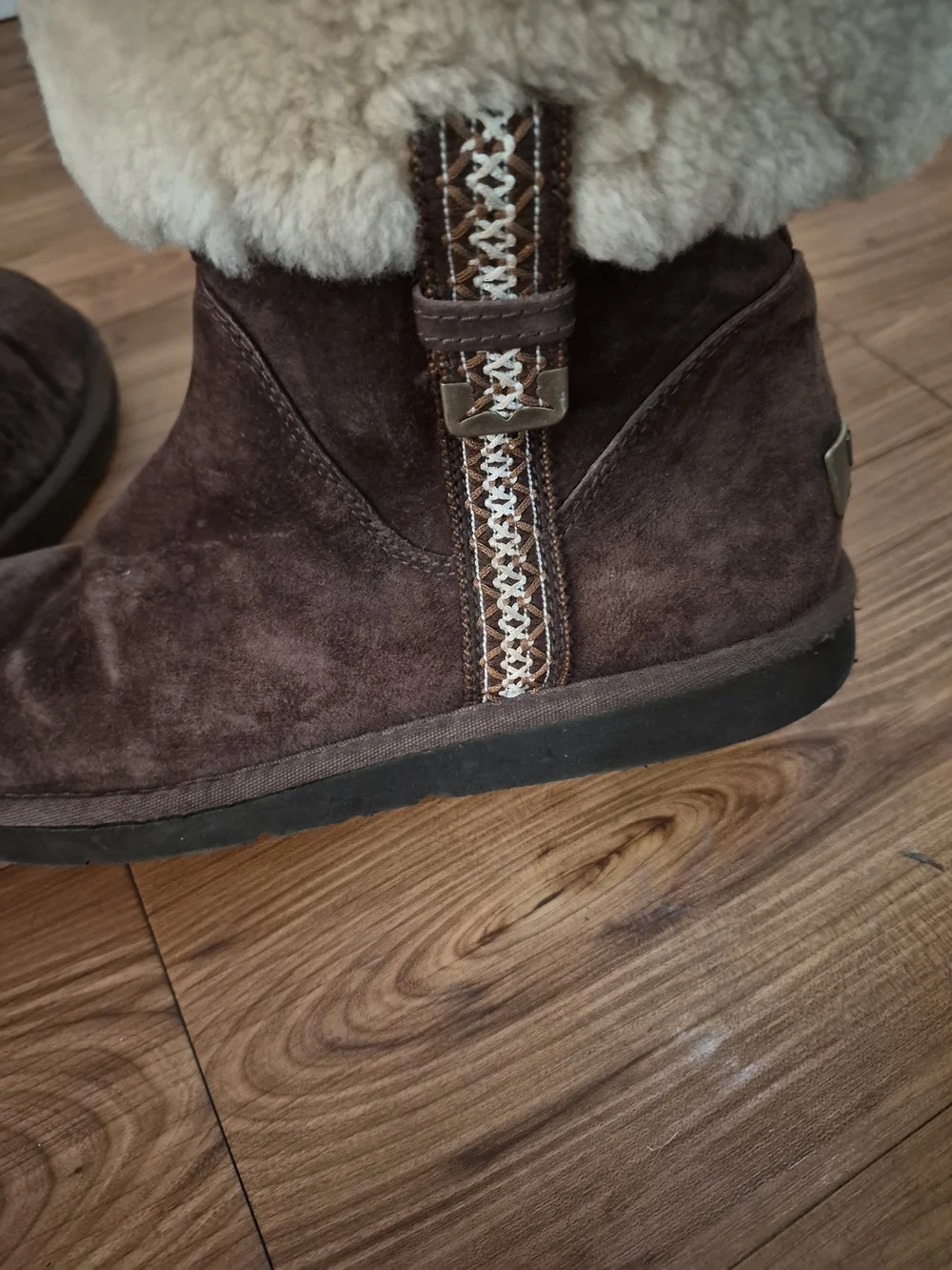 UGG Chocolate Brown Suede Shearling Cuff Winter Boots